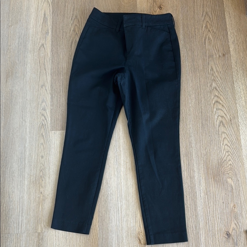Old Navy Black Cropped Ankle Pants